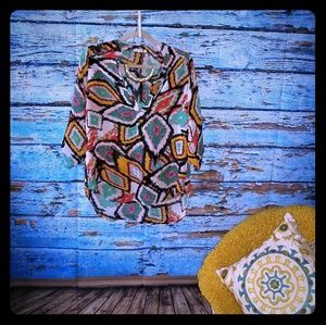 Small multi color  Quarter sleeve shirt